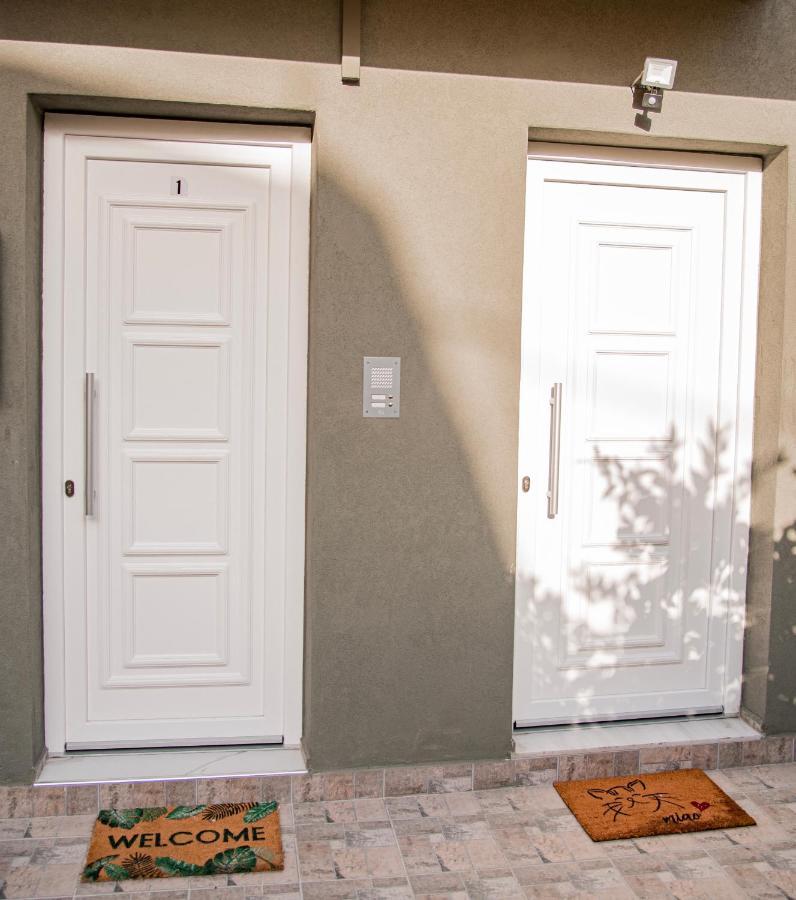Athina Secret Apartments Adults Only Ираклио Екстериор снимка